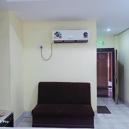 Hotel Ambassador Inn Gwalior Extérieur photo